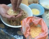 A picture of step 3 of Potato cheese ball.