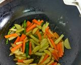A picture of step 1 of Sweet, hot and sour veg Chow Chow.