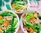 Hình bước làm 3 của món Mì Udon Gà Và Nấm Đông Cô