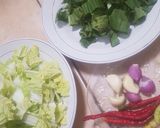 Foto langkah ke 1 dari resep Tumis sawi putih.