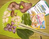 Foto langkah ke 2 dari resep Ayam Rempah / Ayam Laos Hemat dan Mudah.