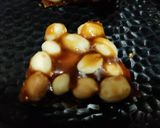 A picture of step 7 of Peanut chikki.