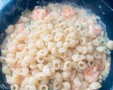 Foto del paso 4 de la receta: Pasta con calabacín y gambas