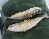 Foto langkah ke 2 dari resep Ikan panggang bumbu kuning.