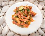 Foto langkah ke 6 dari resep Cumi Asin Sambal Ijo Ala Teh Ica.