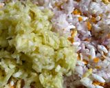 A picture of step 3 of Murmura chaat.