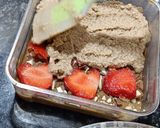 A picture of step 12 of Coffee Custard Pudding with Strawberries.