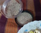 A picture of step 1 of Beauty Pear Salad with White Chia seeds.