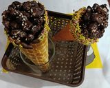 A picture of step 5 of Chocolate Makhana Cone.