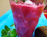 A picture of step 5 of Beetroot cooler smoothie.