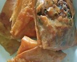 Foto langkah ke 7 dari resep Martabak Telur Daging Sapi.