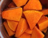 Ropogós kacsacomb narancsos sütőtök pürèvel recept fázis 2 fotója
