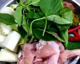 รูปขั้นตอนการทำที่ 1 ของ แกงเขียวหวานไก่ ขนมจีน