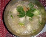 Foto langkah ke 6 dari resep Sup bola bola ayam dengan oyong.
