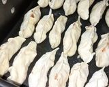 Foto del passaggio 4 della ricetta Ravioli cinesi