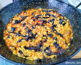 Foto del paso 8 de la receta: Arroz meloso con pollo y trompetas de la muerte