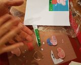 Φωτογραφία βήματος 10 της συνταγής Τούρτα Peppa Pig