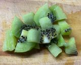 Foto del paso 1 de la receta: Ensalada de frutas 🍊🍏🍌🫐