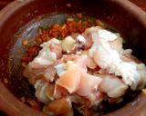 A picture of step 3 of Pepper chicken.