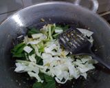 Foto langkah ke 3 dari resep Nasi Goreng Ala Abang-Abang Kaki Lima.