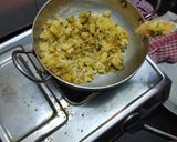 A picture of step 2 of Crispy potato rolls.