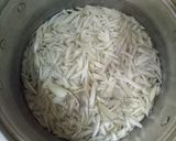 Foto langkah ke 2 dari resep Oseng Umbut Jua Bawang Pruruk.