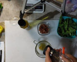Foto del paso 7 de la receta: Ensalada de espinacas con tocino