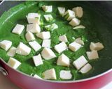 A picture of step 4 of Palak paneer.