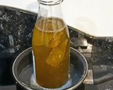 Foto del paso 2 de la receta: Aceite de oliva aromatizado con ajo y laurel (infusión saludable