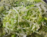 Foto del paso 13 de la receta Ensalada de lechuga y culantro