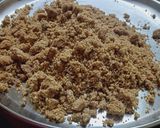 A picture of step 1 of Peanuts laddu.