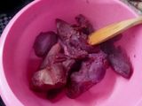 Kue bola ubi ungu krispi