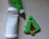 Foto del paso 9 de la receta: Galletas vidriera para el árbol