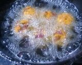 A picture of step 3 of Patnam Pakoda.
