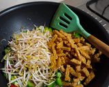 Foto langkah ke 3 dari resep Tumis pare&tempe.