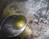 A picture of step 2 of Oats peanuts cookies.