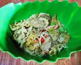 Foto langkah ke 2 dari resep Sayur Mie Meledak.