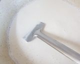 A picture of step 2 of Sweet Rabdi Samosa.