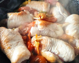 Foto del paso 2 de la receta: Pechuga de pavo con pimientos