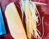Hình bước làm 13 của món Vào bếp cùng con: gỏi đu đủ Thái không tôm, không cay