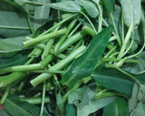 Foto langkah ke 1 dari resep Sambal Brambang Asem Kangkung ala Heni.