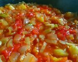 Foto langkah ke 5 dari resep Telor Ceplok Saus Tomat (Shakshuka).