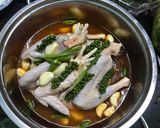 Hình bước làm 2 của món Gà hấp tiêu xanh