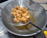 Foto langkah ke 5 dari resep Pangsit Tahu Aci Goreng.