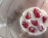 A picture of step 1 of Strawberry shake 🍓🍓🍓.
