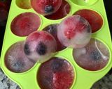 Une image de l'étape 5 de Gaspacho fraîcheur d’été 🍓🥑🧅🫑🧄🌶🍯.