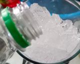 Foto langkah ke 2 dari resep Ice Cocopandan Sparkling.