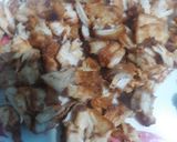 A picture of step 2 of Cheesy chicken tikka slider.