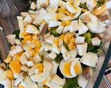 Rakott brokkoli füstölt sajttal, tojással és darált hússal (diétás recept) recept fázis 5 fotója