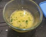 Foto del paso 3 de la receta: Navajas a la plancha con ajo y perejil